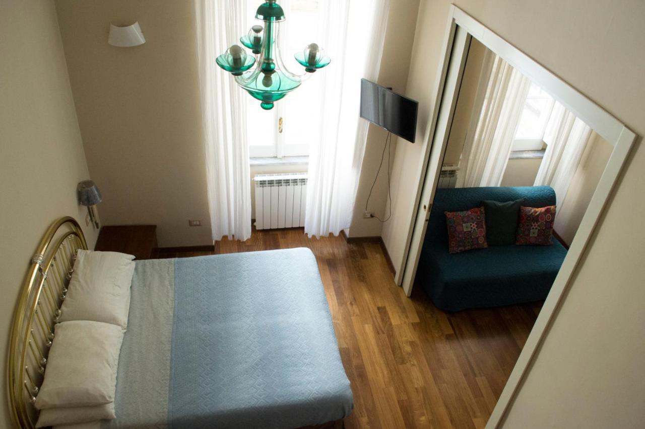 Le Stanze Di Dolly Bed & Breakfast Napoli Ngoại thất bức ảnh