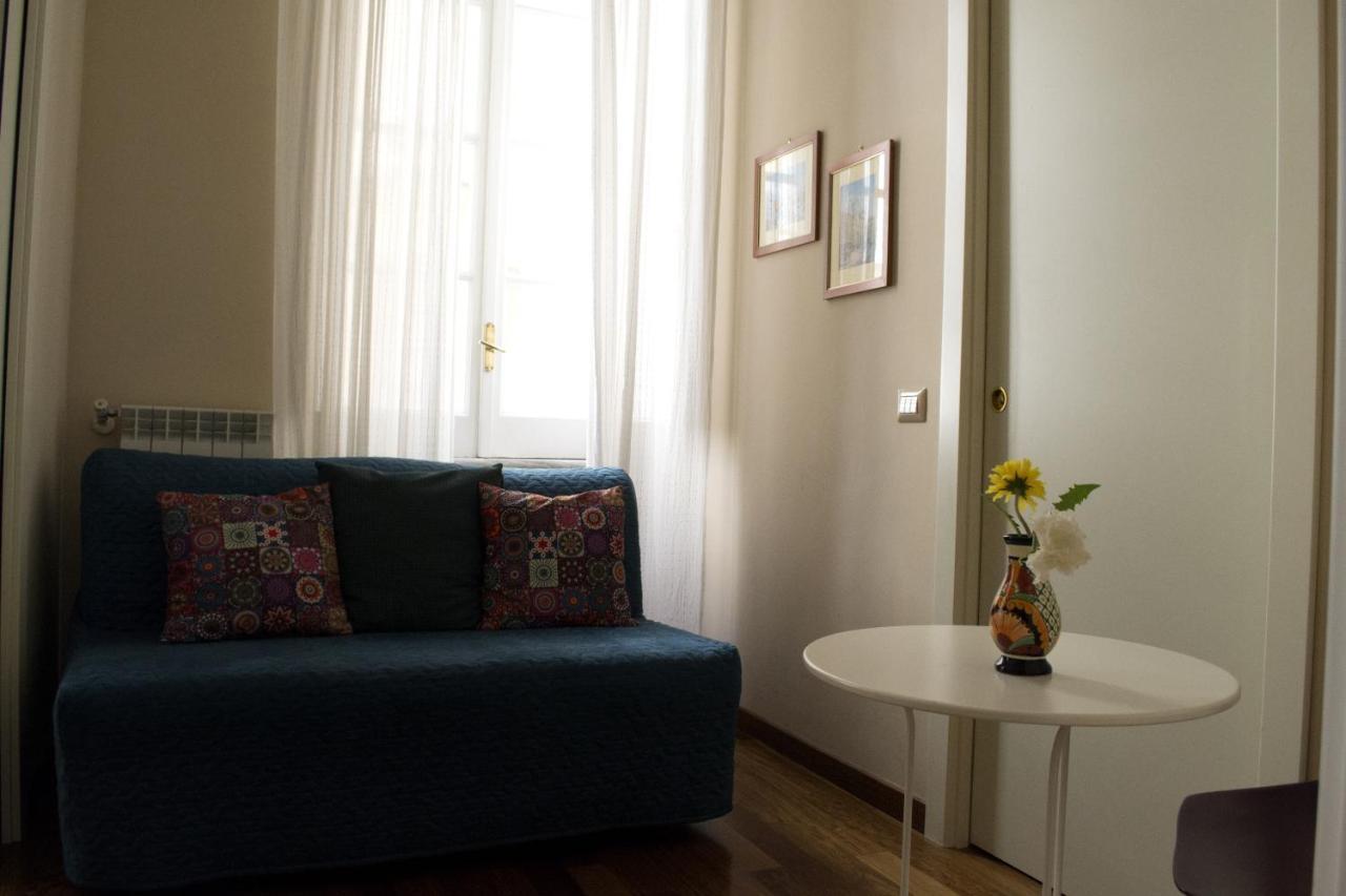 Le Stanze Di Dolly Bed & Breakfast Napoli Ngoại thất bức ảnh