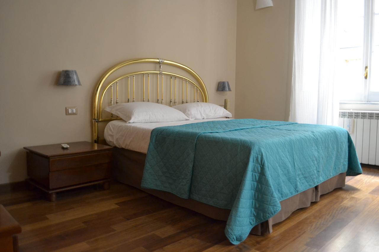 Le Stanze Di Dolly Bed & Breakfast Napoli Ngoại thất bức ảnh