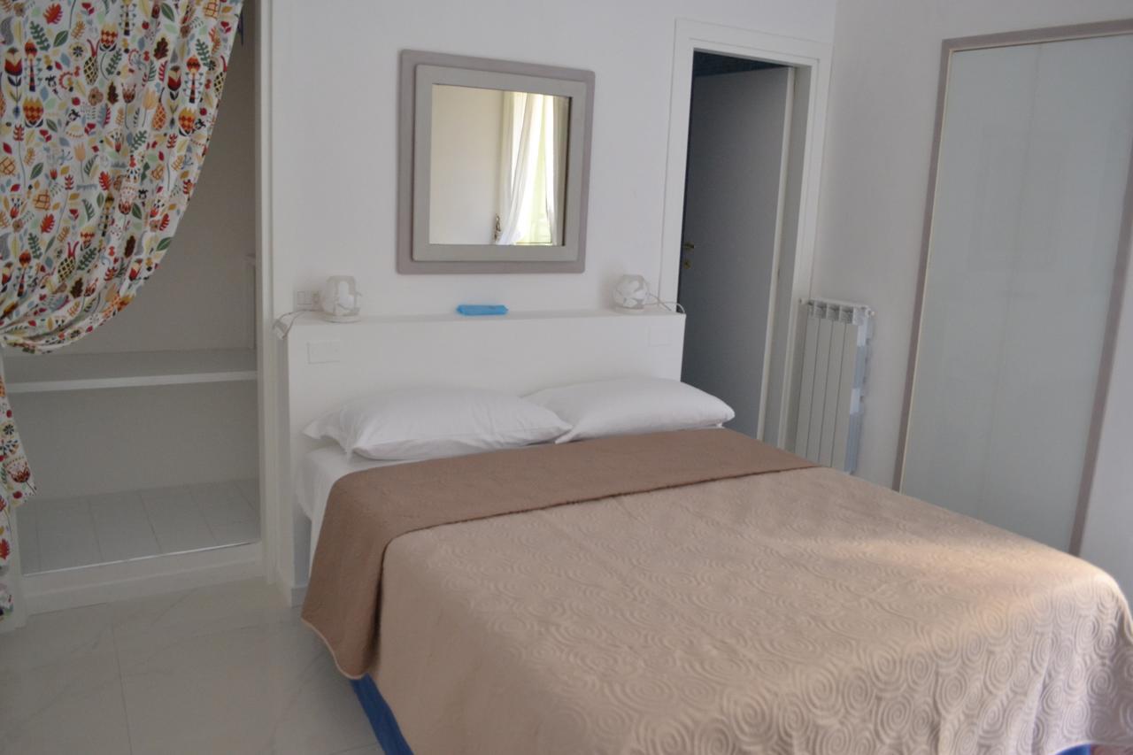 Le Stanze Di Dolly Bed & Breakfast Napoli Ngoại thất bức ảnh
