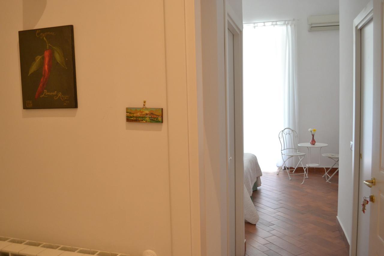 Le Stanze Di Dolly Bed & Breakfast Napoli Ngoại thất bức ảnh